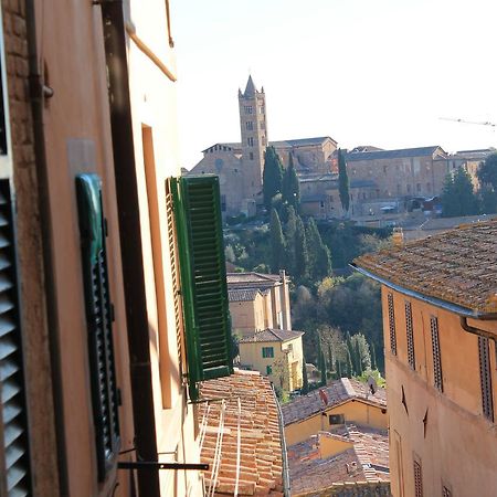 Palazzo Masi Bed & Breakfast Siena Exterior photo