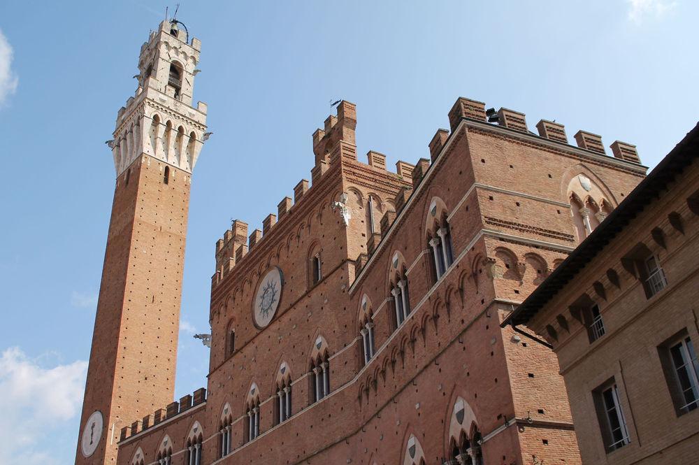Palazzo Masi Bed & Breakfast Siena Exterior photo