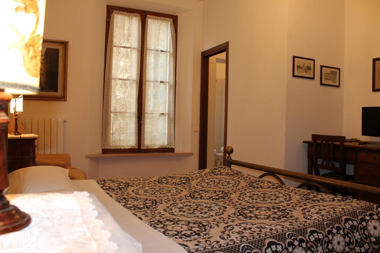 Palazzo Masi Bed & Breakfast Siena Exterior photo